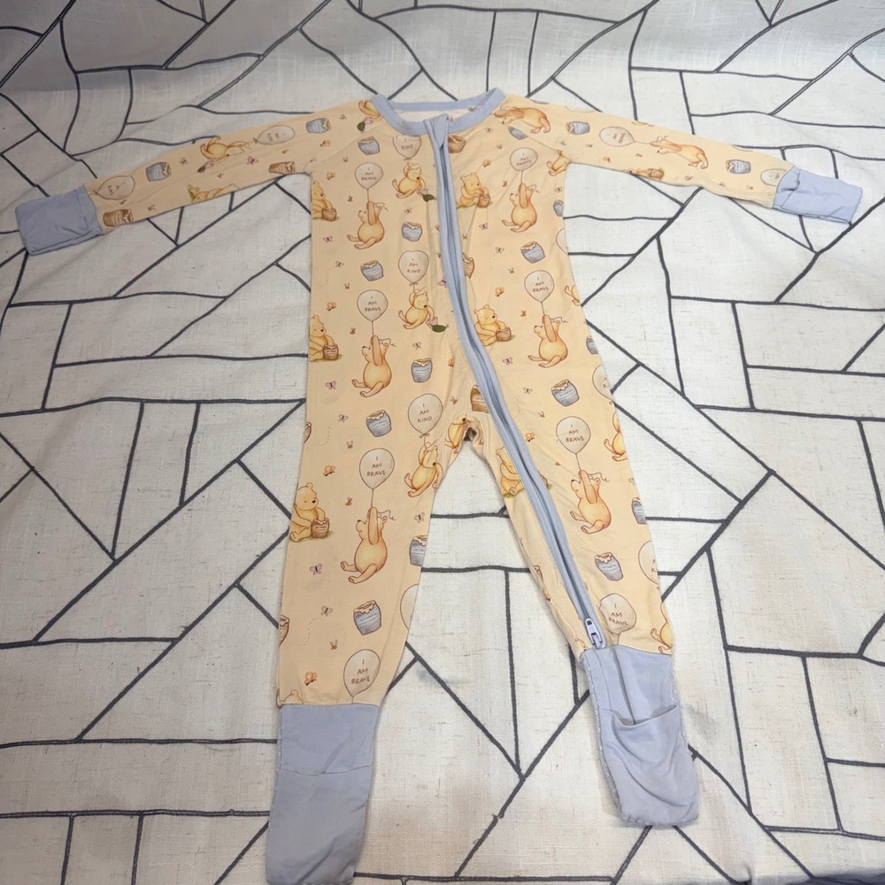 The Sleepy Sloth Bamboo Footie Pajamas 6-12M Yellow Winnie the Pooh Sleeper READ